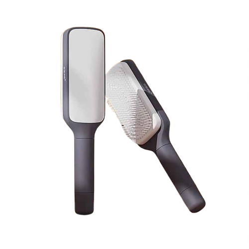 Self-cleaning hairbrush